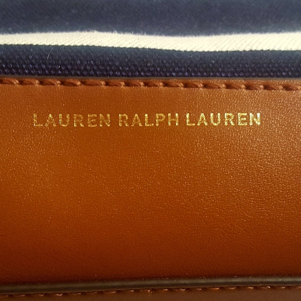 Purse - Picture 4 of 8